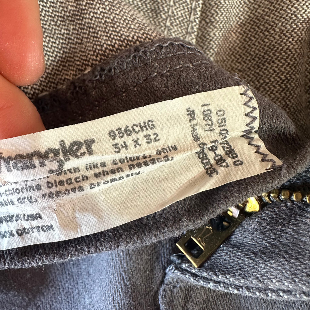 VTG Wrangler Mens Gray Denim Pants Sz 34x32 Jeans Straight Leg Made in USA 936