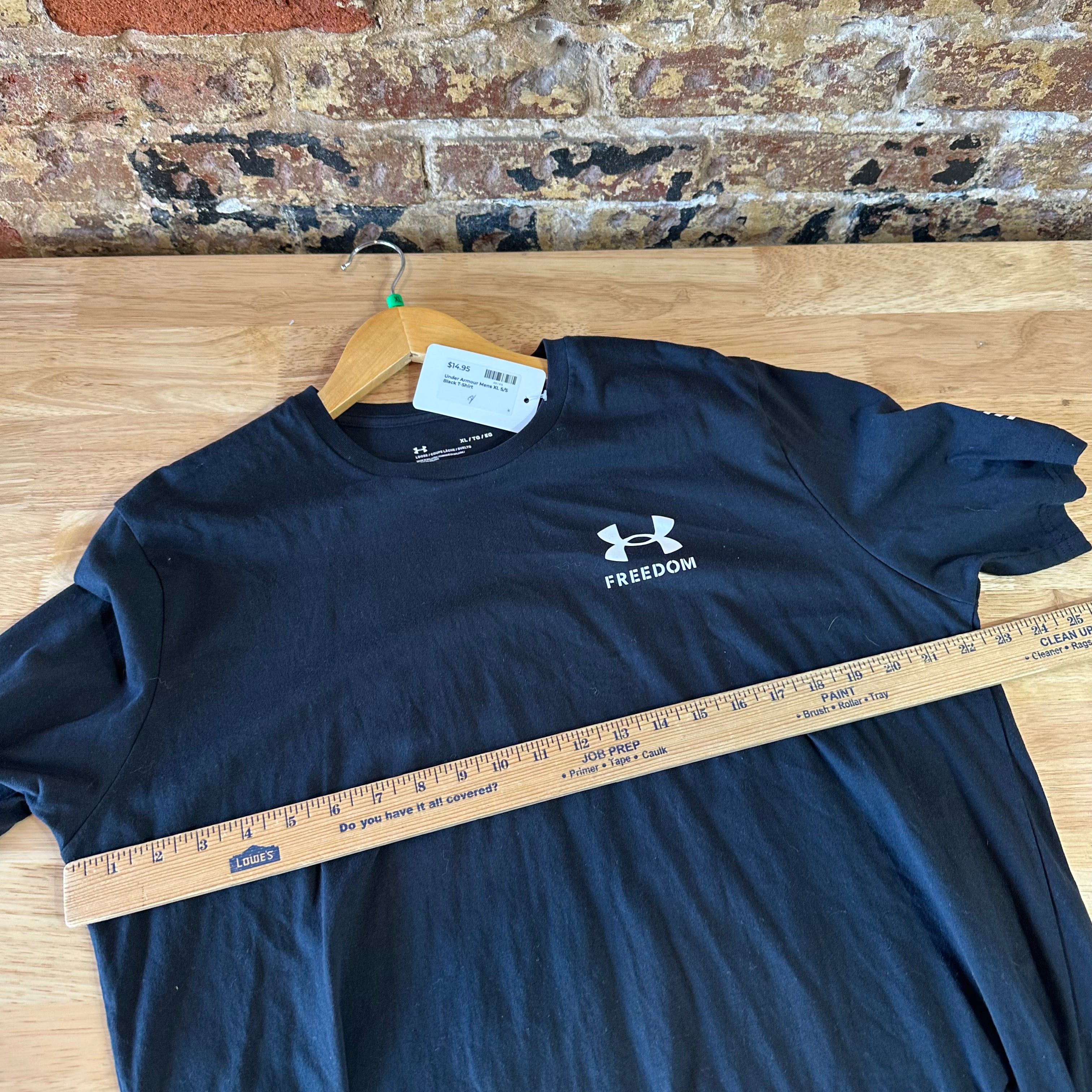 Under Armour Heatgear Mens XL Black Freedom Polyester Cotton Blend T-Shirt
