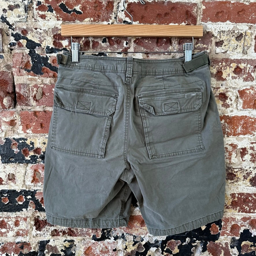 Vintage Men’s Abercrombie &amp; Fitch Safari Shorts 90s Green Sz 30 Hiking Outdoors