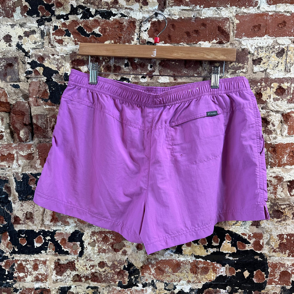 Columbia Women's Large Shorts