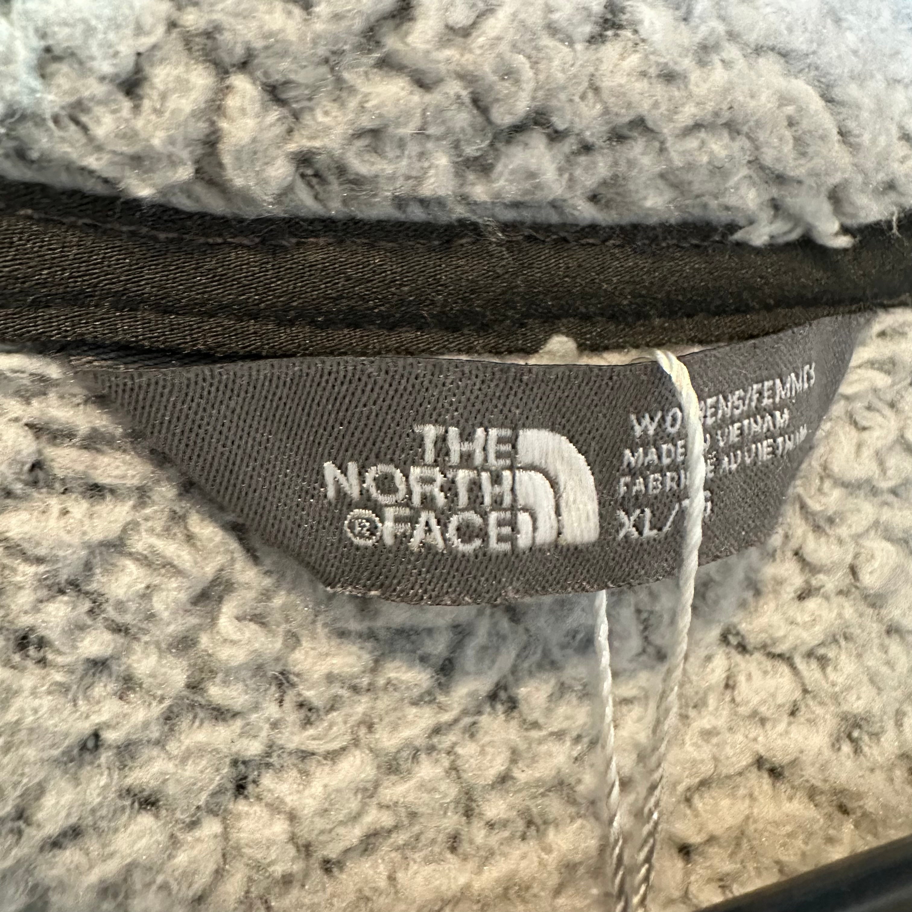 North Face Womens XL Gray Fleece Jacket