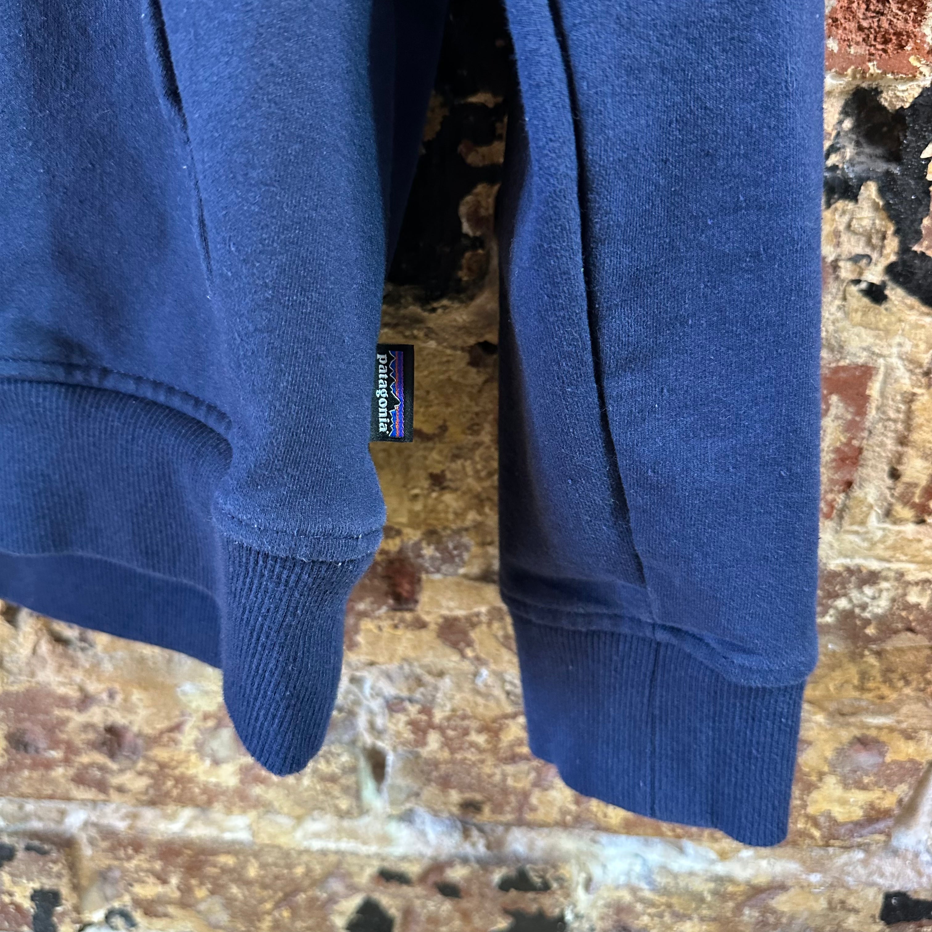 Patagonia Mens Medium Blue Hoodie