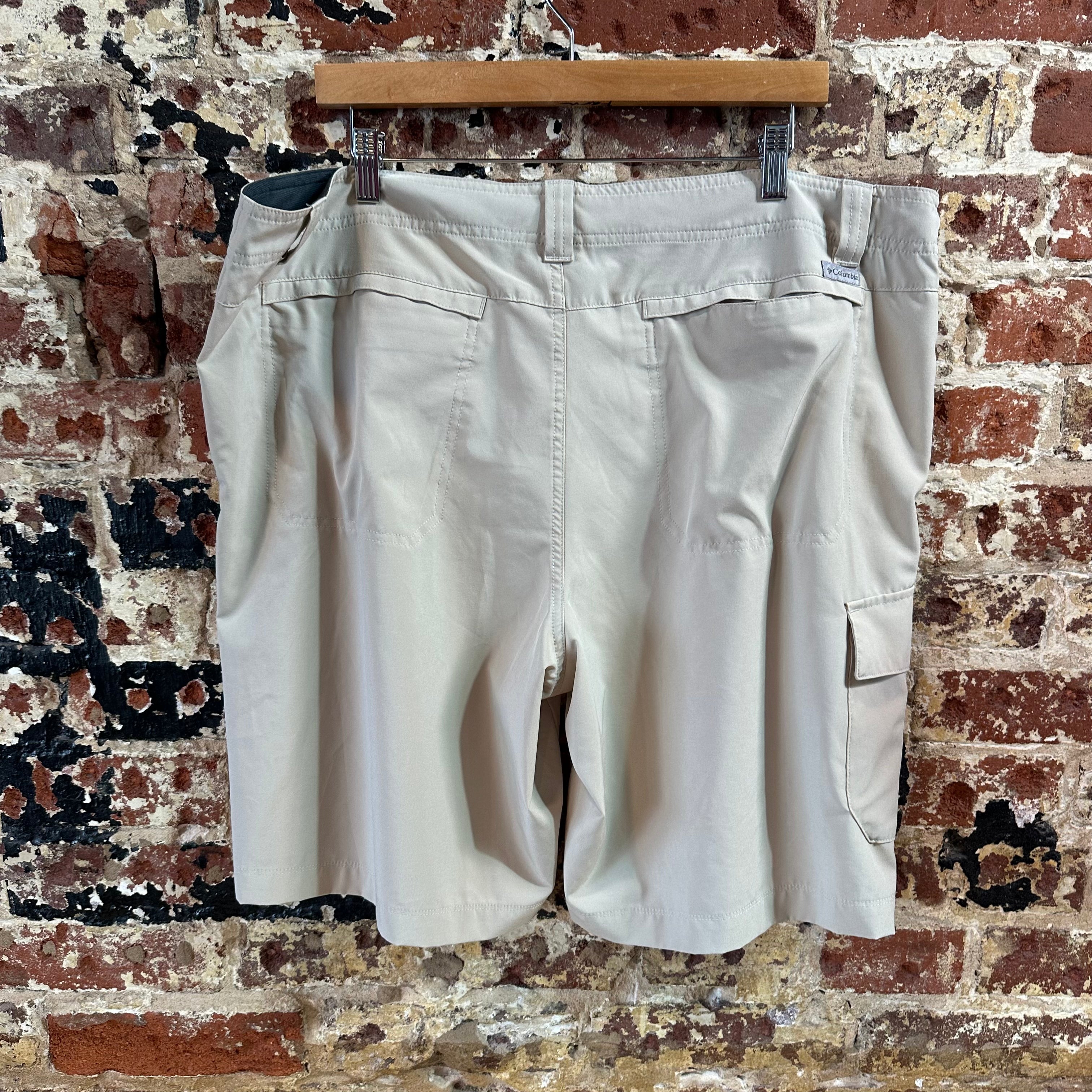 Columbia Shorts Mens 40