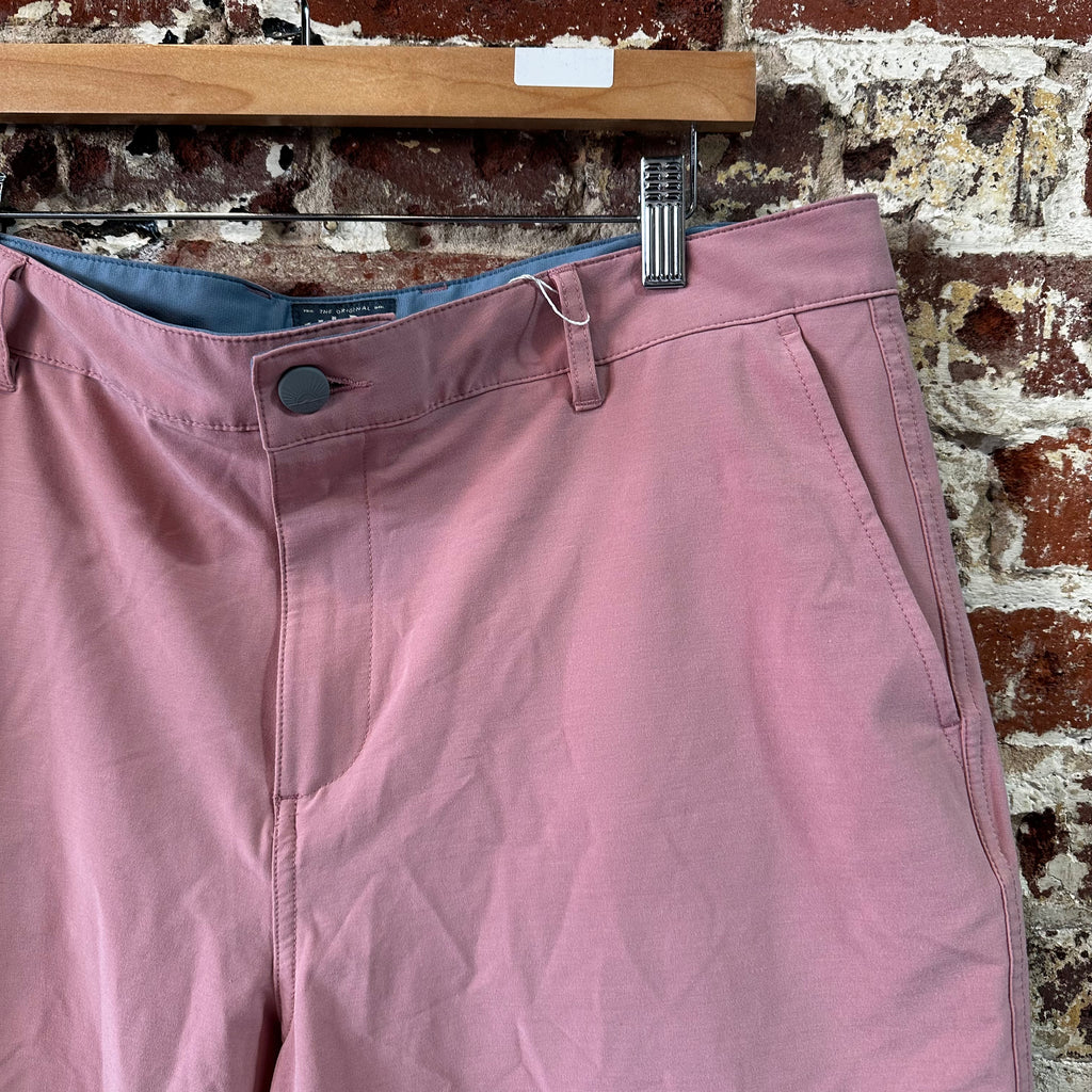 Faherty All Day Shorts Men's Size 36 Pinkish Red belt loops 5" Inseam