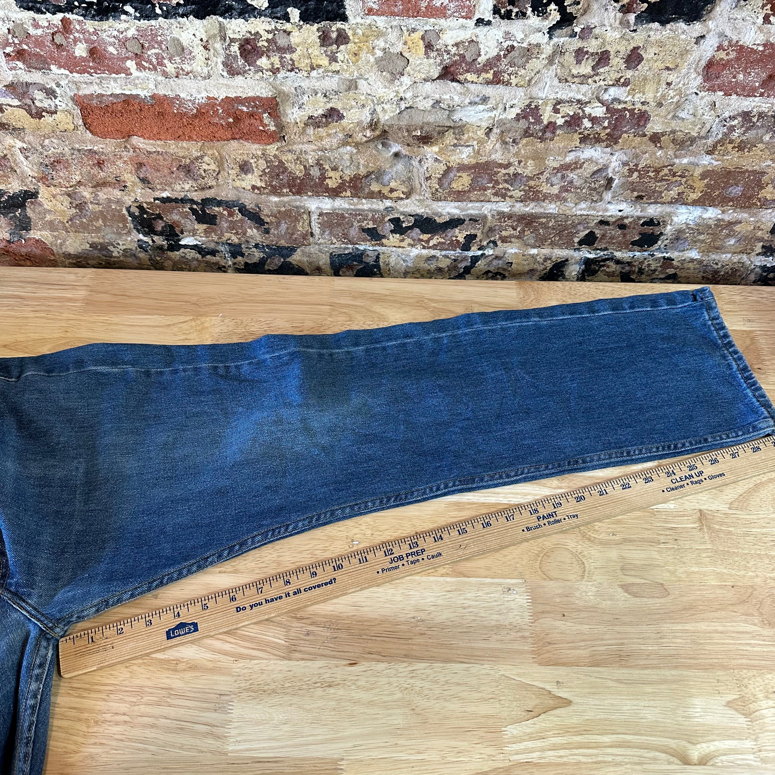Levis 505 Jeans Mens 34x30 Regular Zip fly Blue denim Levi's