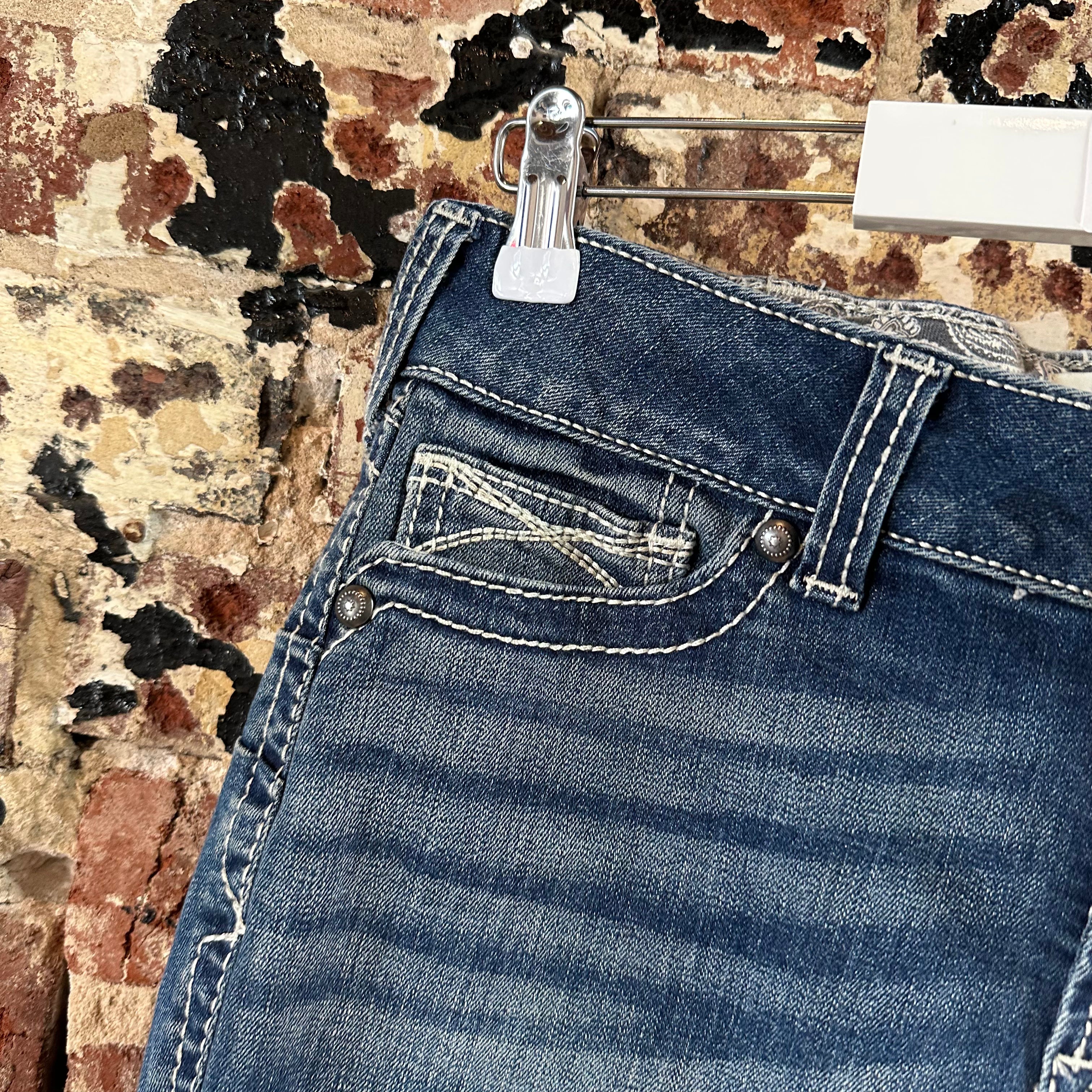 Ariat Womens 28 Straight Jeans