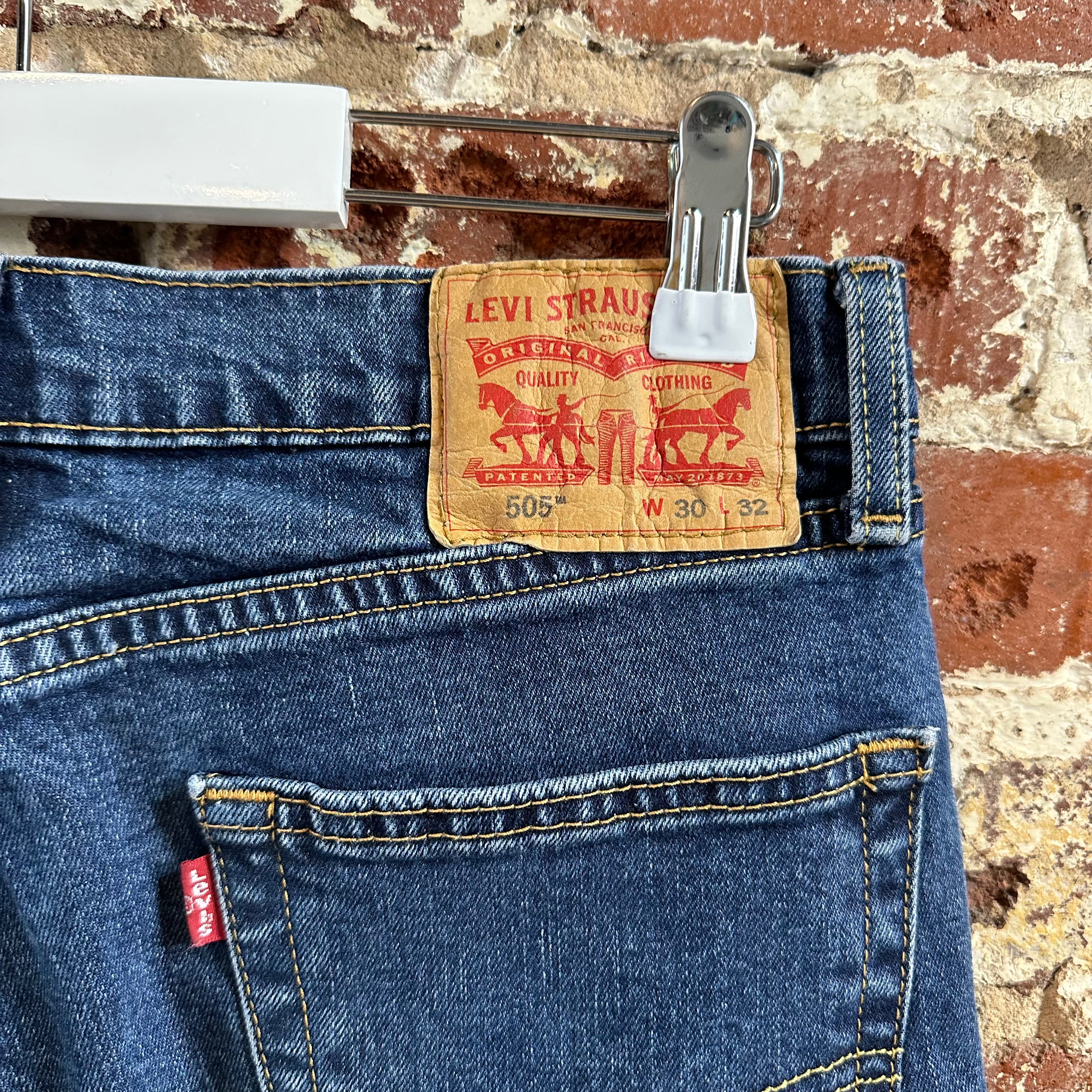 Levis 505 Mens 30x32 Blue Jeans