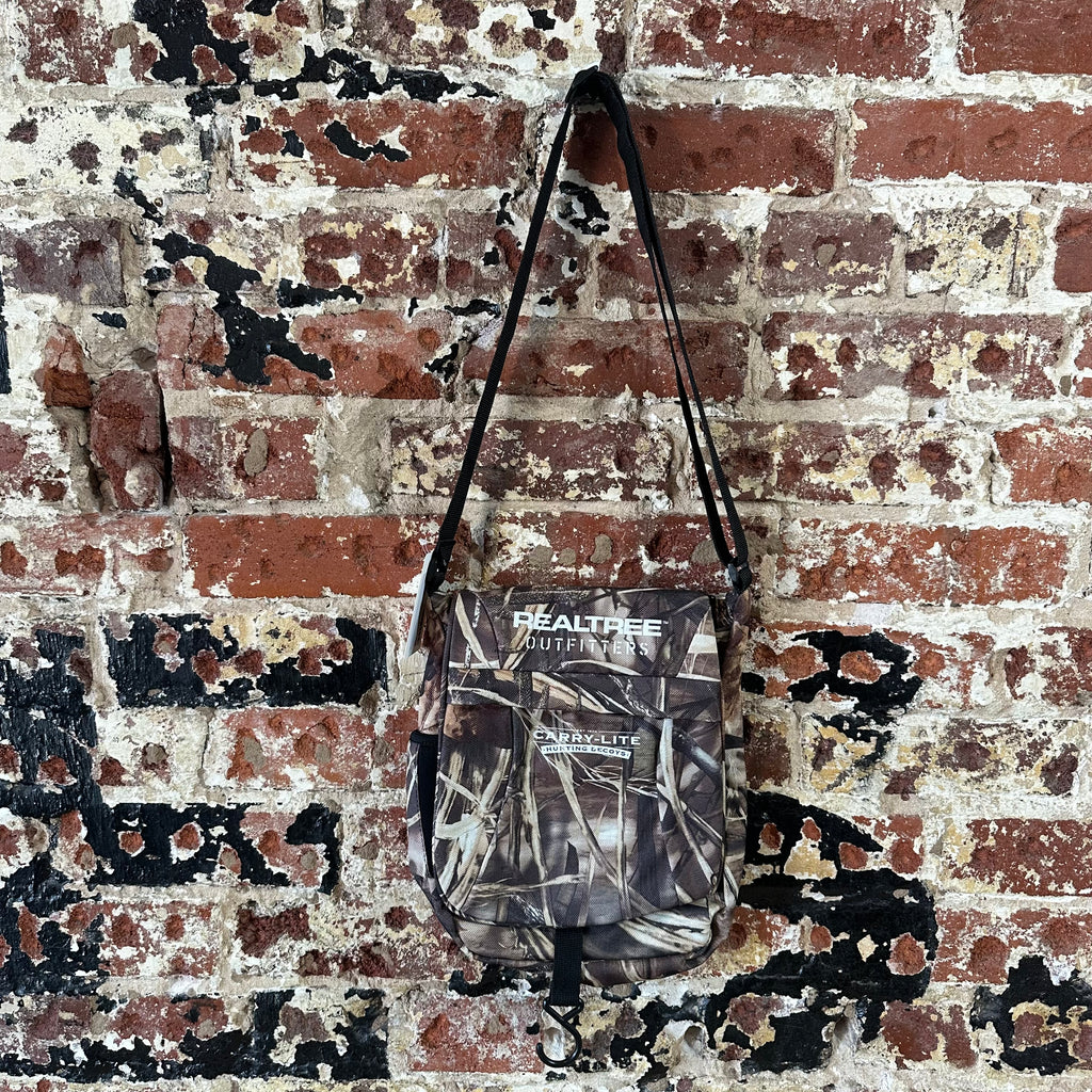 Realtree Camo Carry Lite Bag