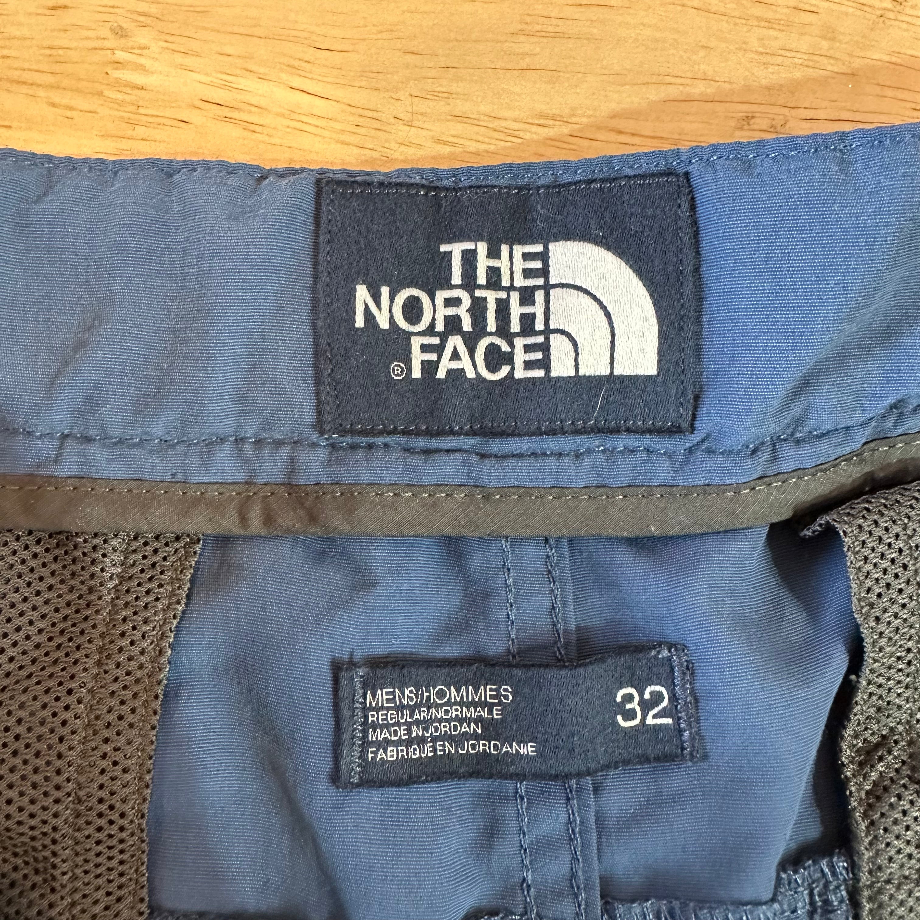 The North Face Shorts Men's 32 Blue belted Outdoor casual hiking