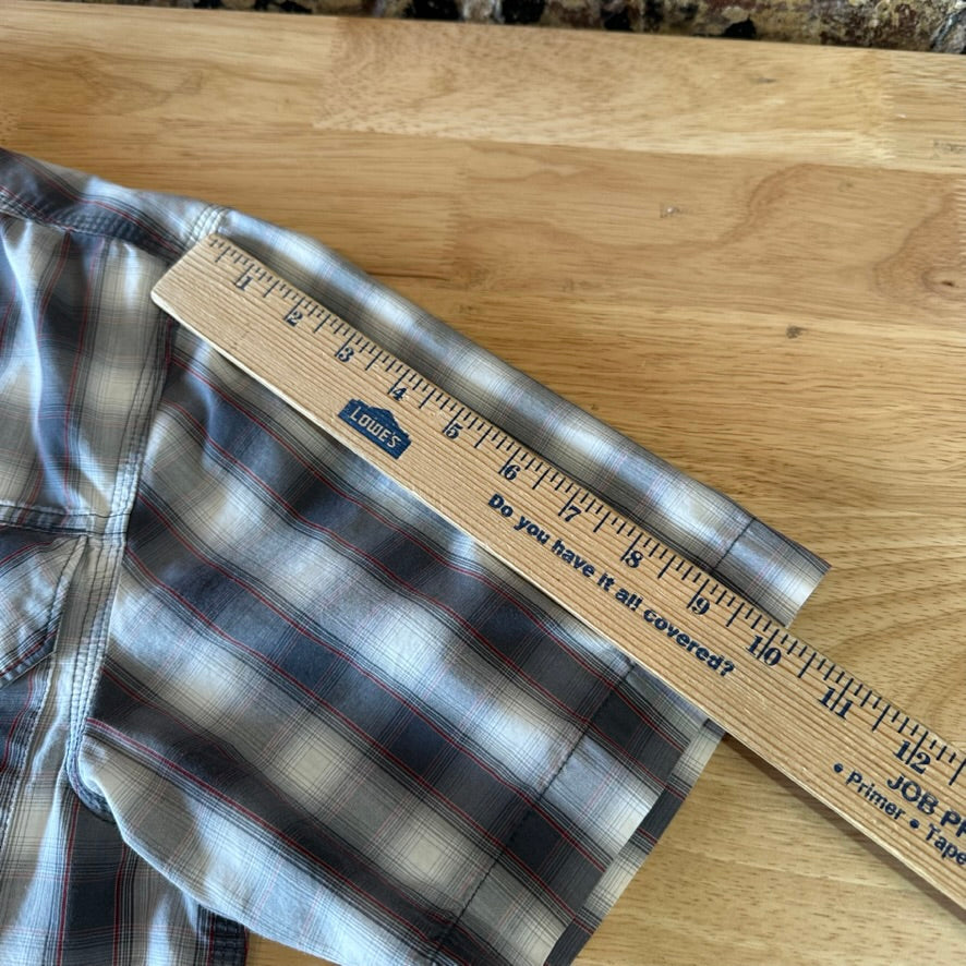 Carhartt Mens Medium Button Up