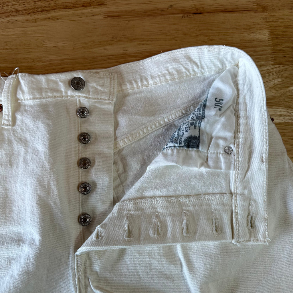 Levi's Cut Off Denim White Jean Shorts Womens 34 Distressed - 34x2.5"