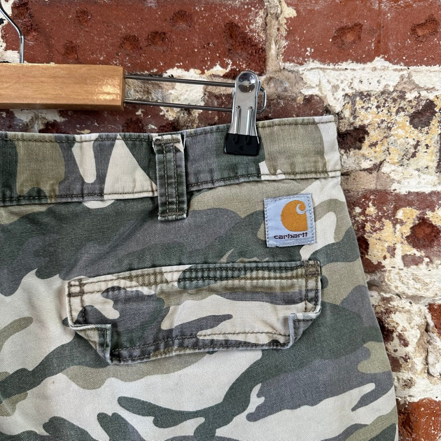 Carhartt Cargo Camo Shorts Mens 36