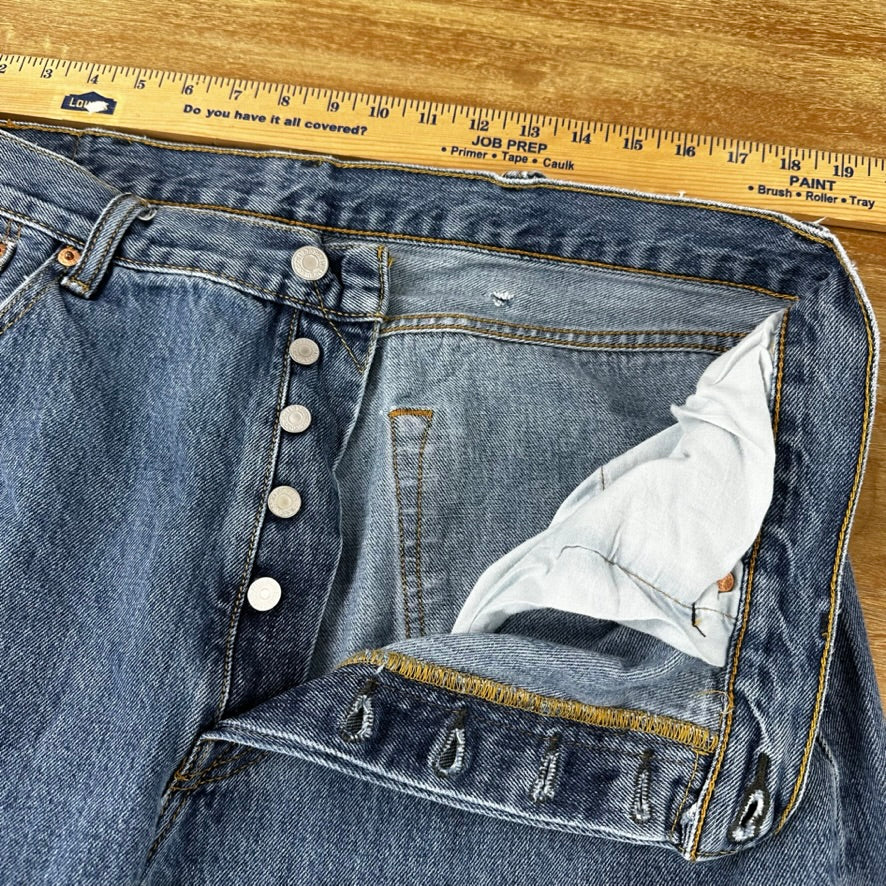 Levis 501 Jeans Mens 38x30 Straight Leg Button Fly Blue Denim
