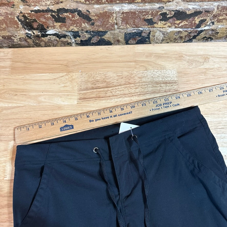 Columbia Womens 4 Black Capris