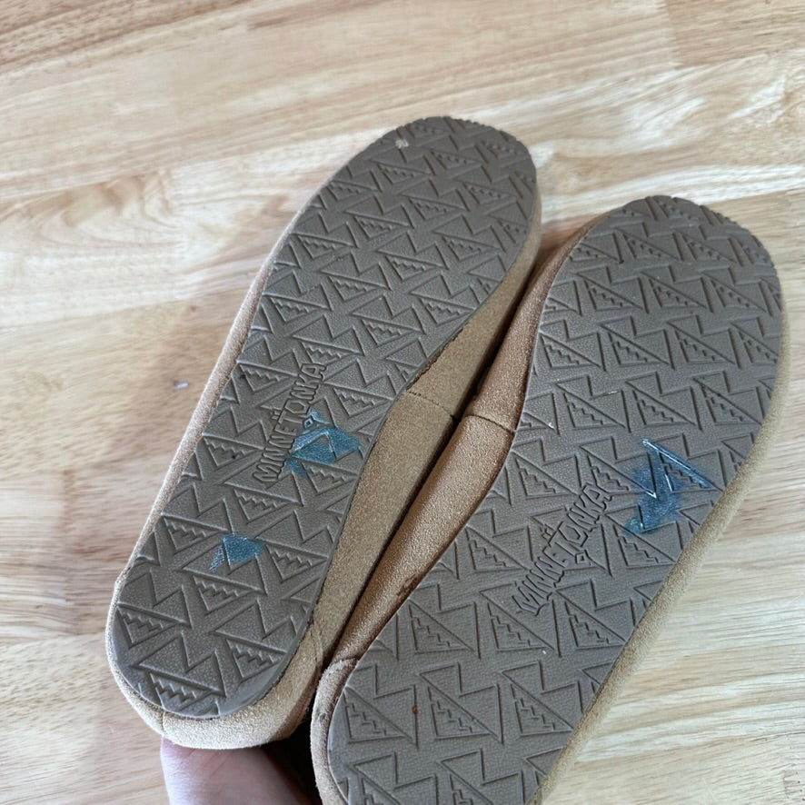 Minnetonka Womens 11 Moccasins