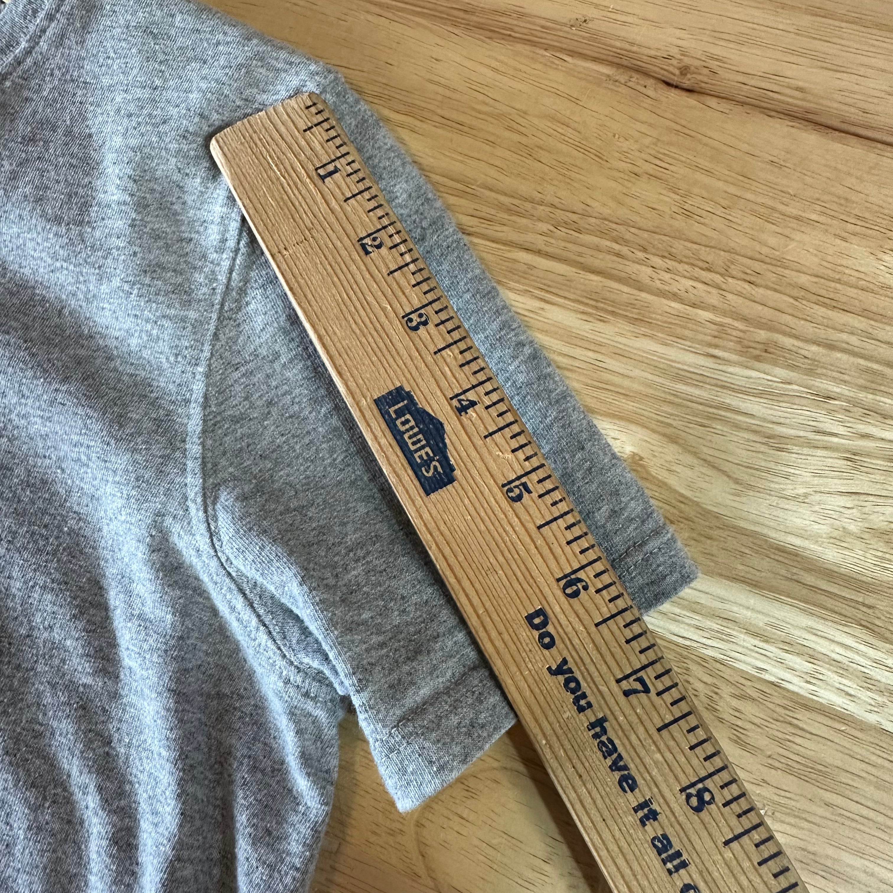 Carhartt T Shirt Size Medium