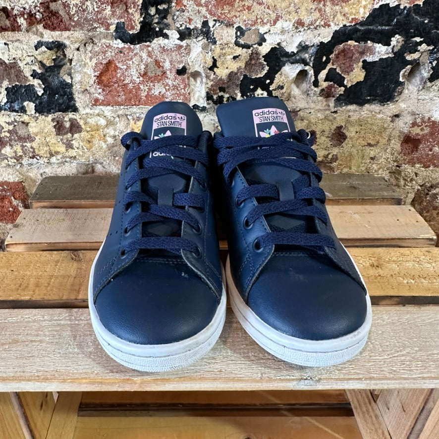 Adidas Girls 3.5 Blue Shoes