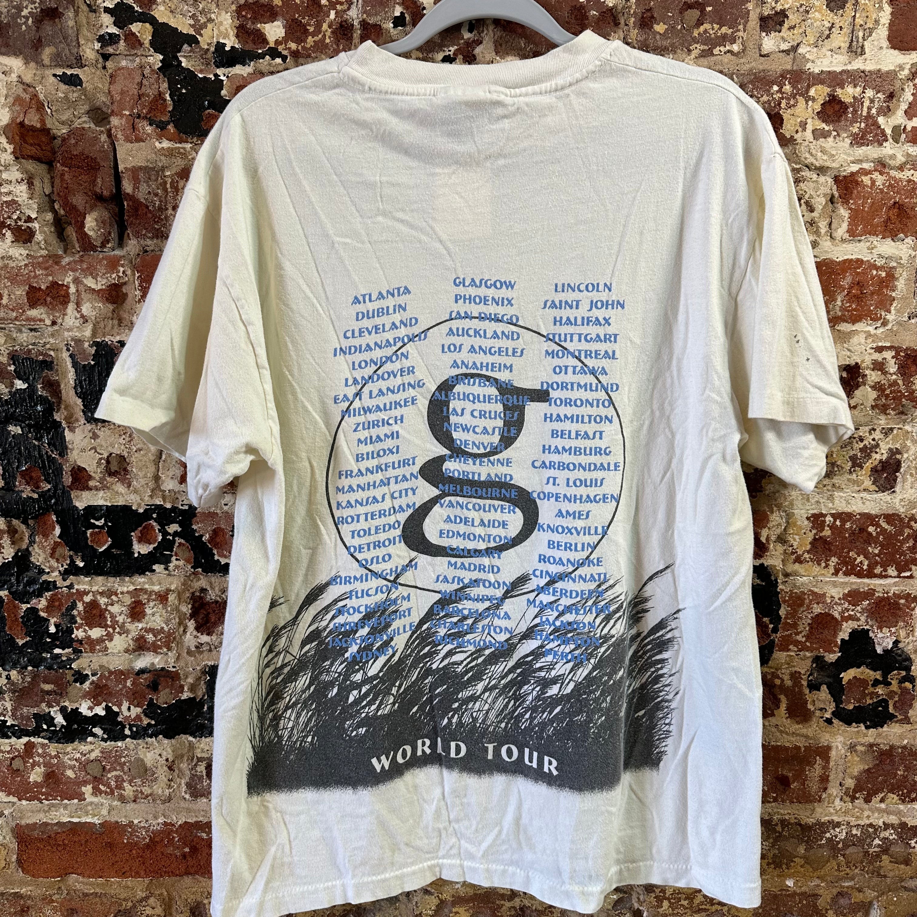 VTG Garth Brook Large White S/S T-Shirt
