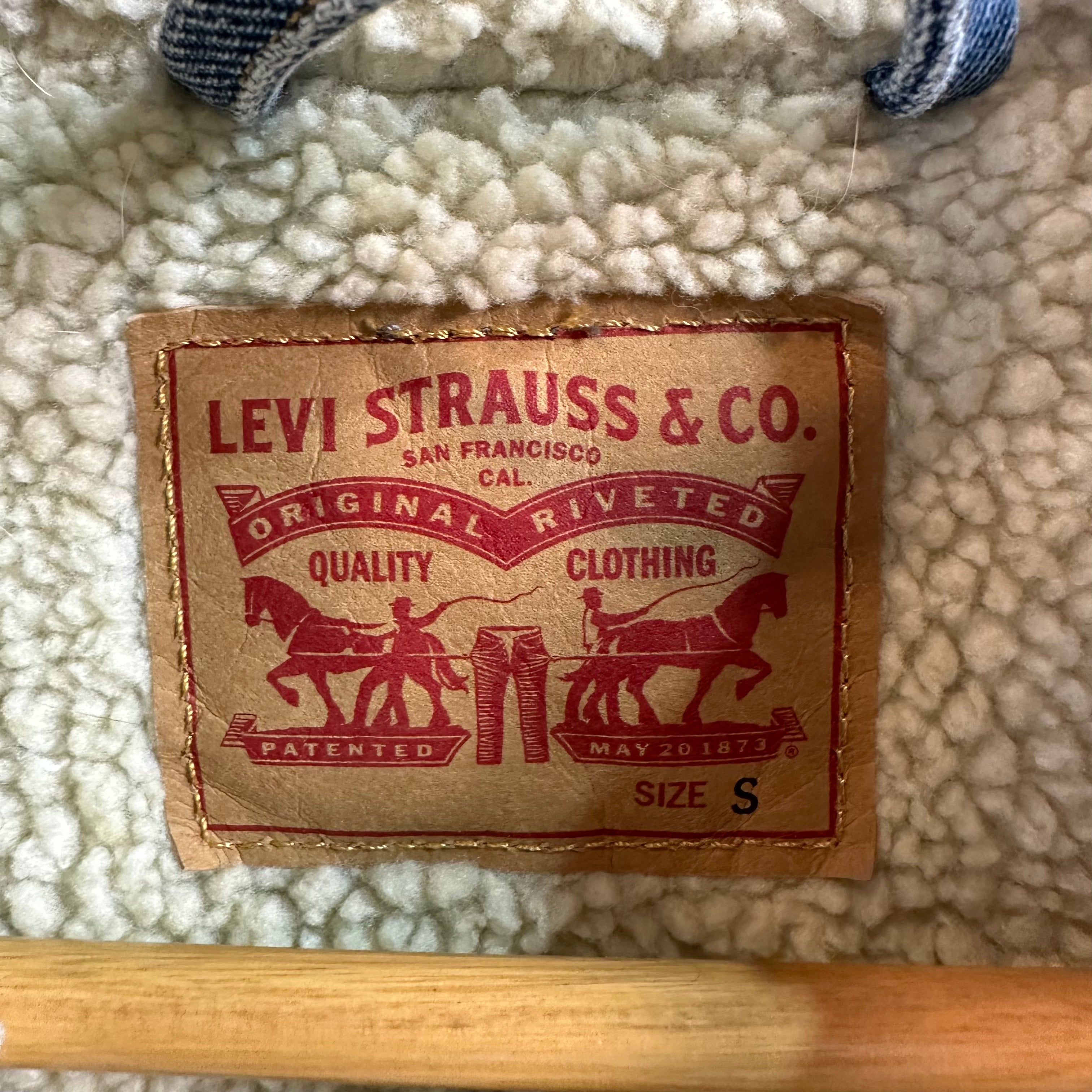 Levi's Womens Small Sherpa Jean Jacket