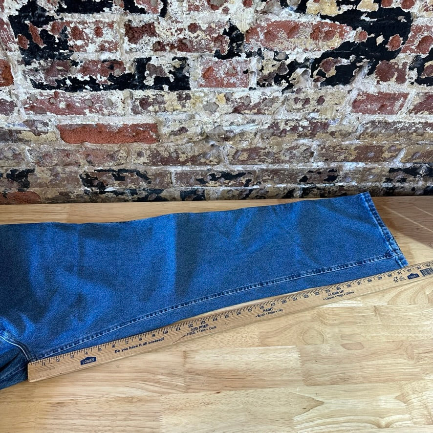 Wrangler Mens 38x32 Blue Jeans NEW