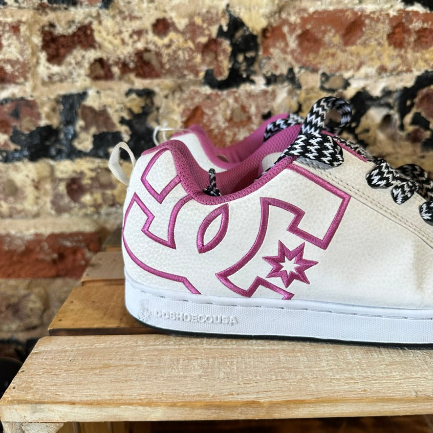 DC Womens 9.5 Shoes