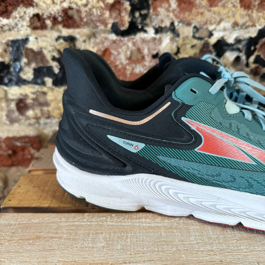 Altra Mens 9 Shoes