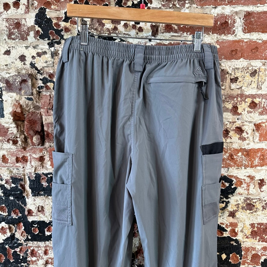 Magellan Mens Large Gray Pants