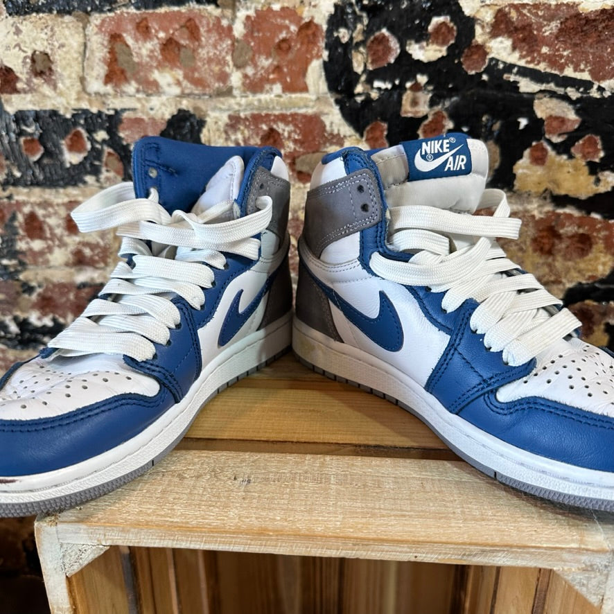 Nike Boys Blue Shoes 4