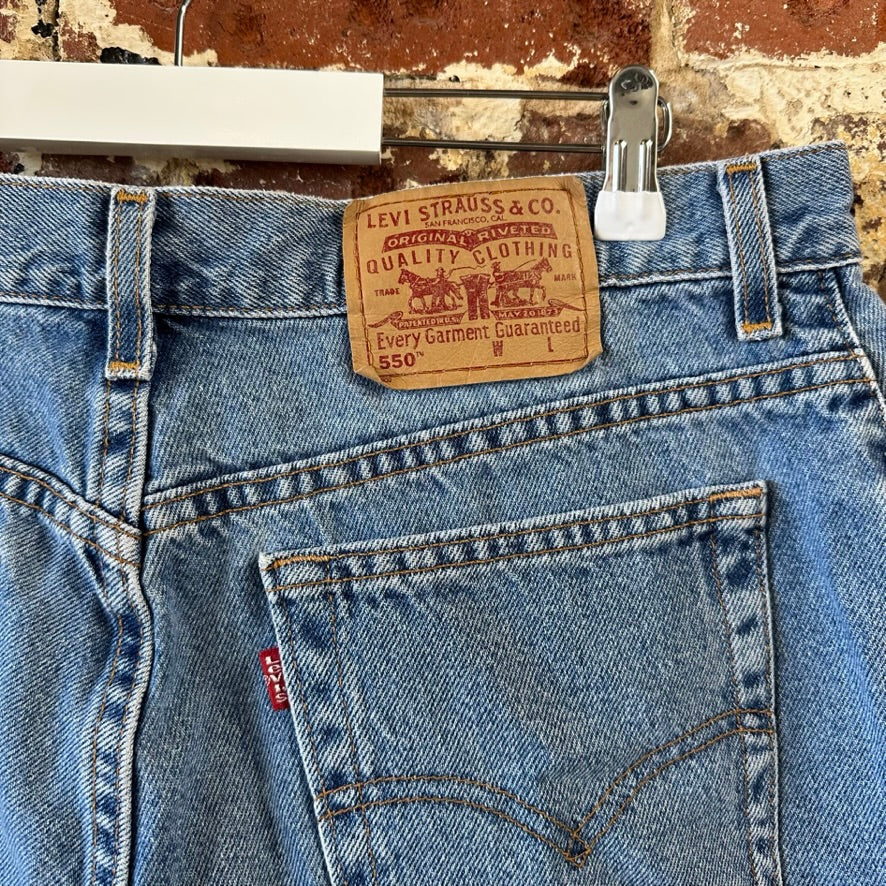 Levis 550 Womens 16 Jean Shorts