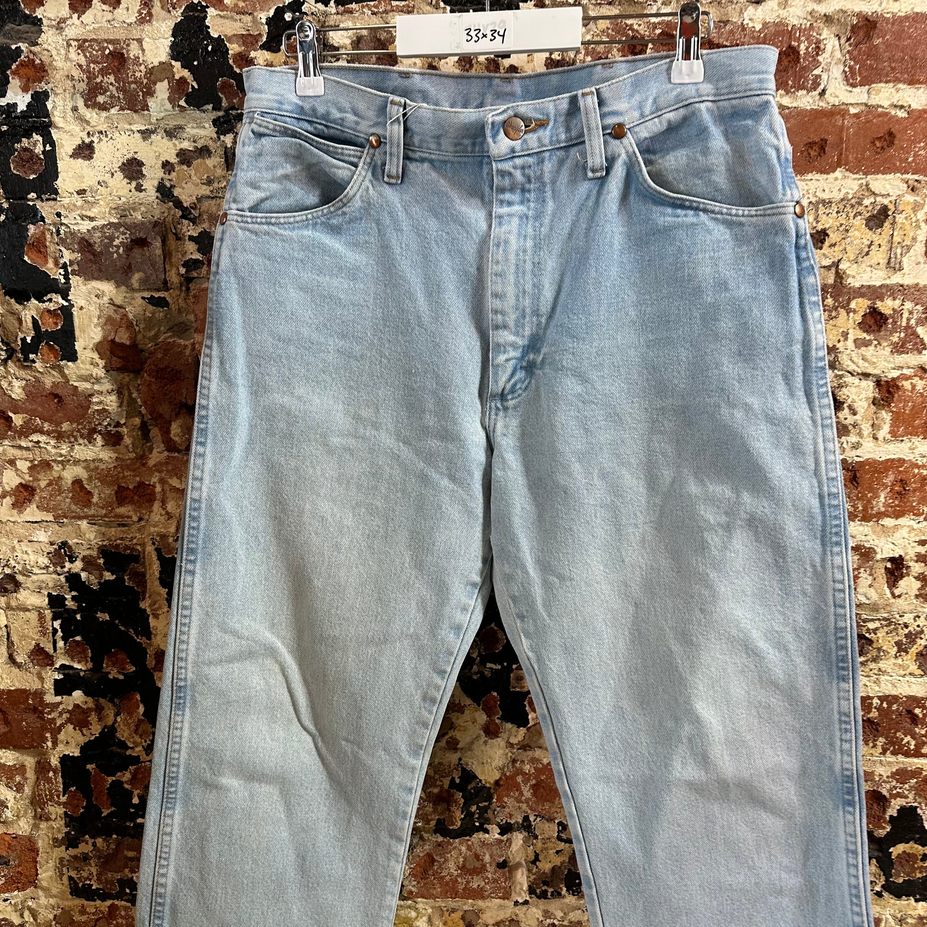 Wrangler Mens 33x34 Light Blue Jeans