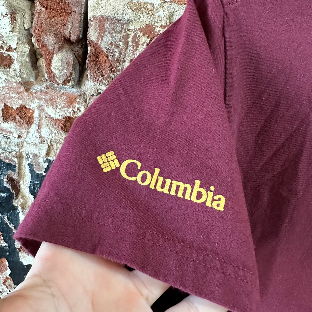 Columbia T Shirt Size Medium