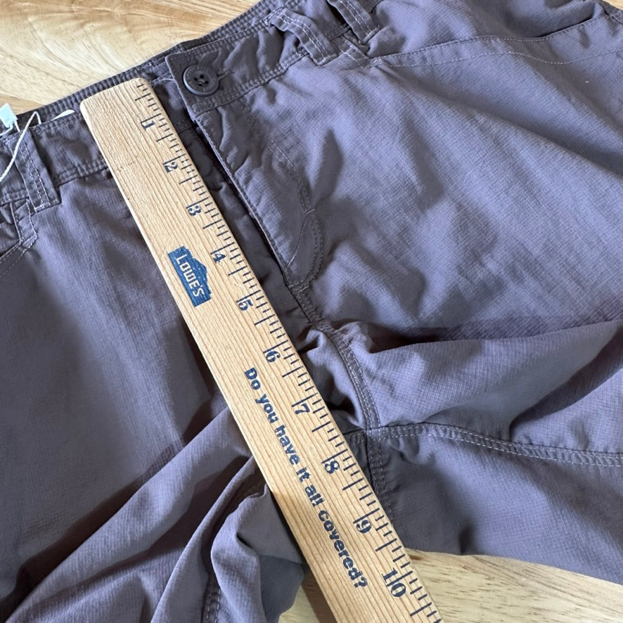 North Face Shorts Womens 8