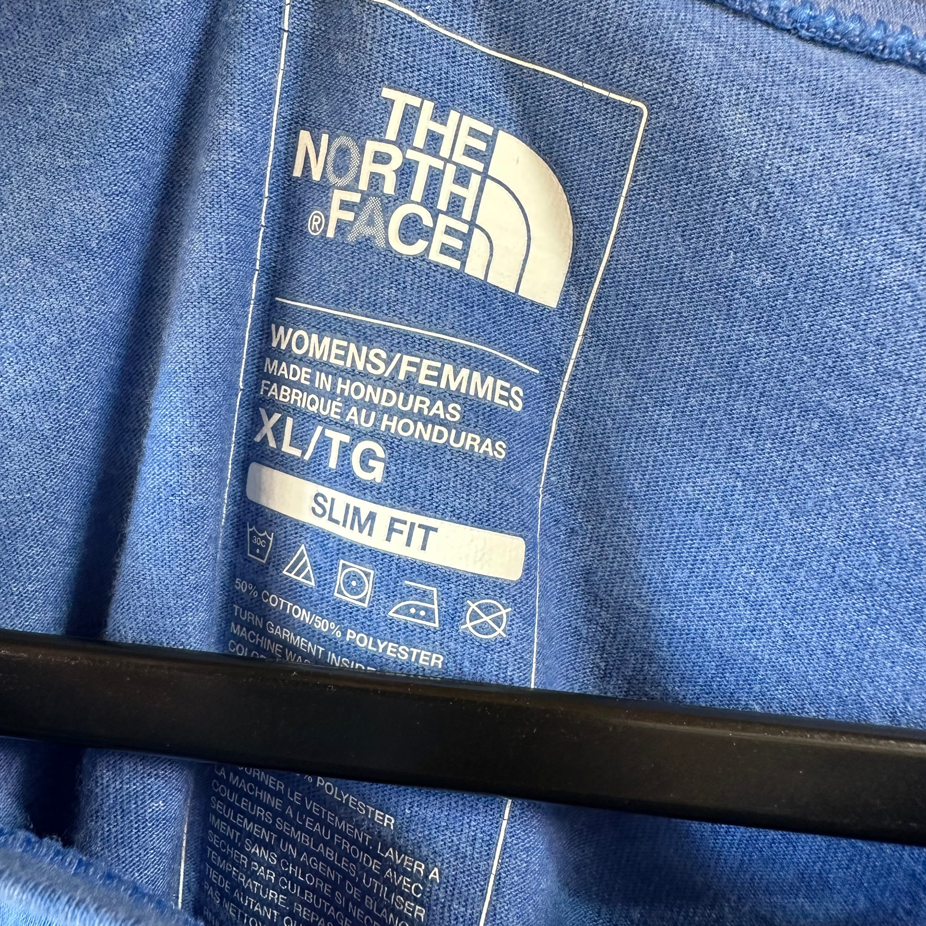 The North Face Top T-shirt Women's XL Slim Fit Short Sleeve Blue