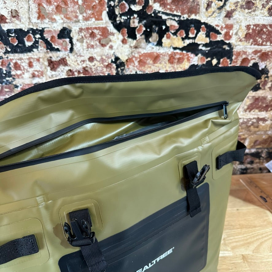 Realtree Trail Blazer Cooler Backpack NEW