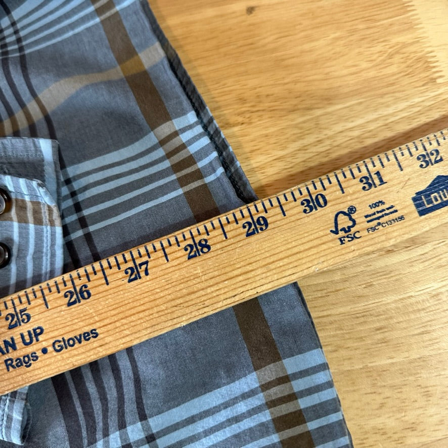 Carhartt Men's Large Button Up Shirt