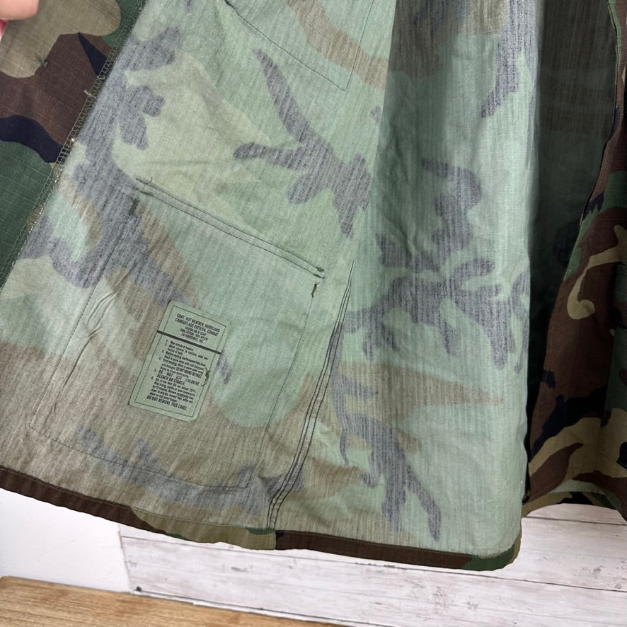 US Army Jacket Mens Medium Long Woodland Combat Coat Shirt