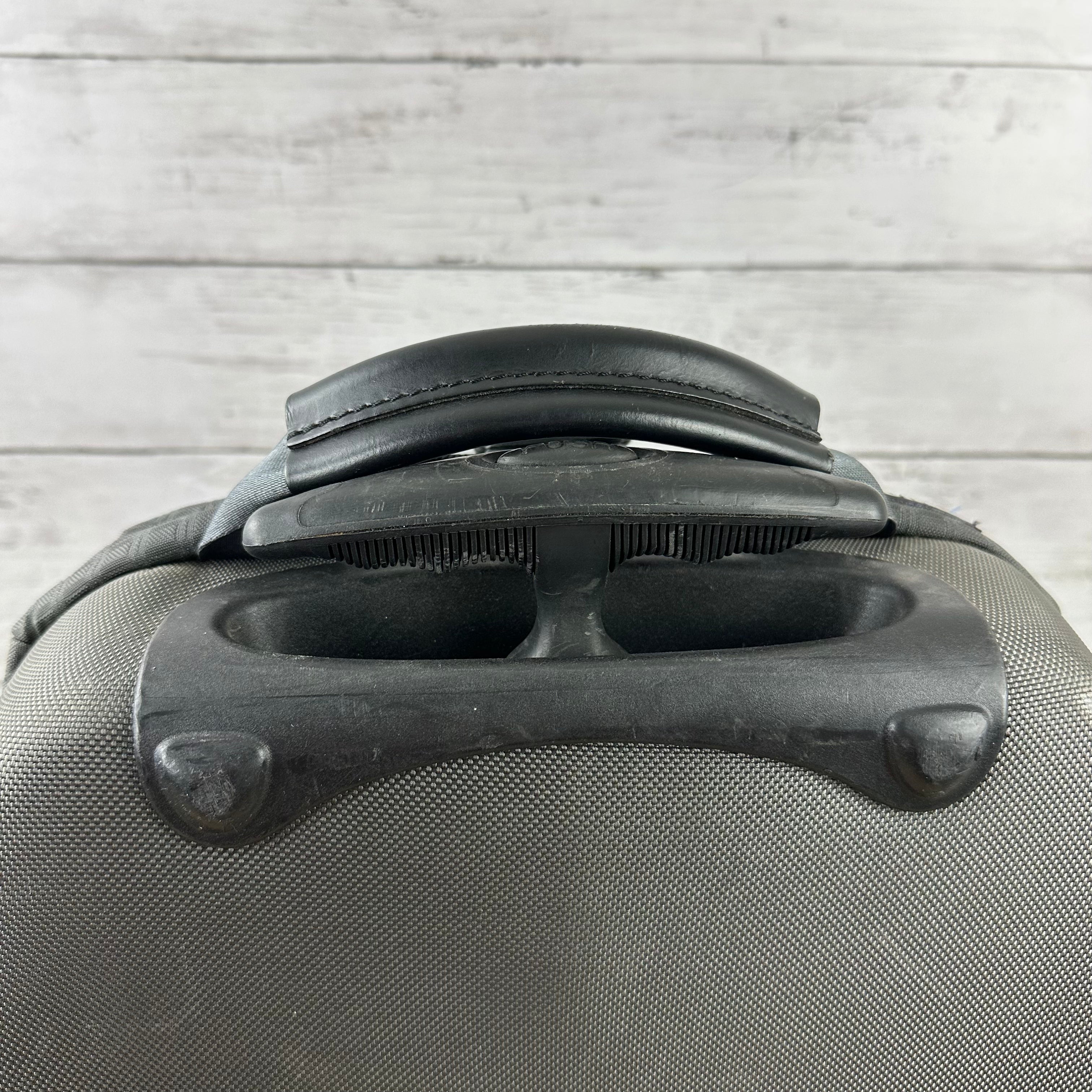 PATAGONIA gray Weathershed Sultan Rolling Duffel Travel Luggage Suitcase Bag