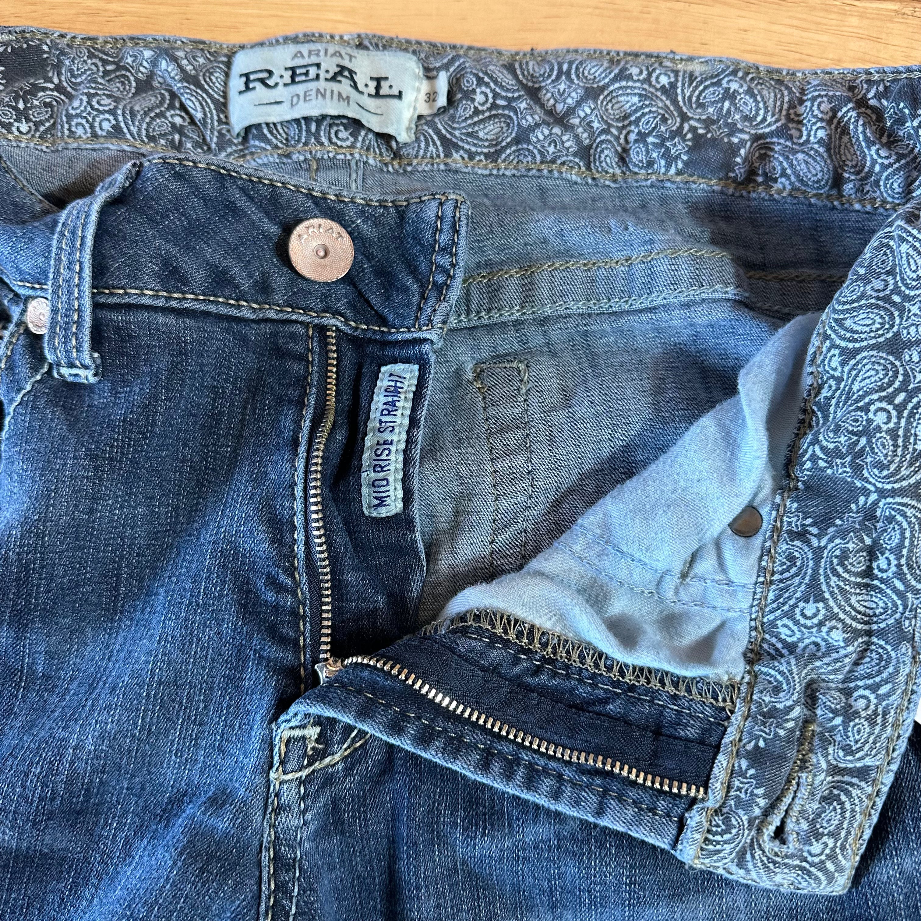 Ariat Womens 32L Straight Jeans