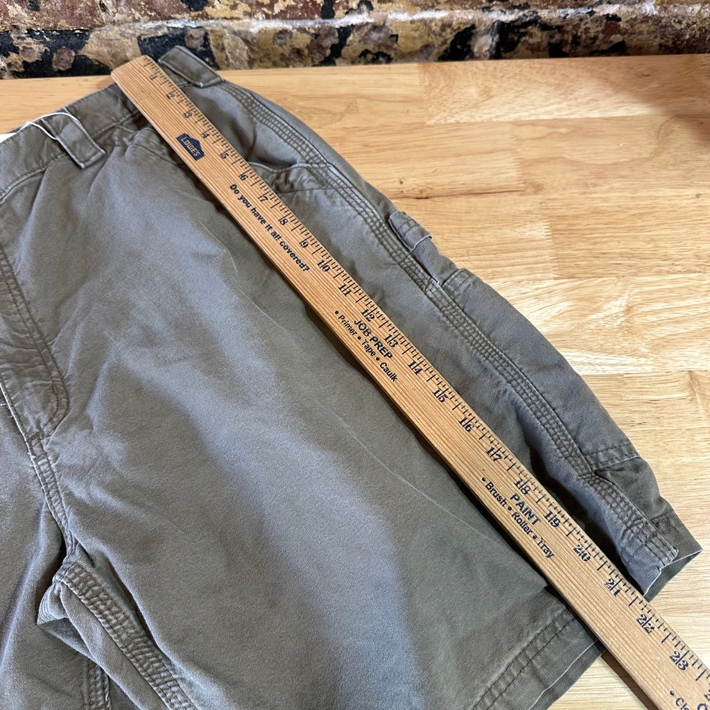 Carhartt B147 LBR Shorts Mens 38