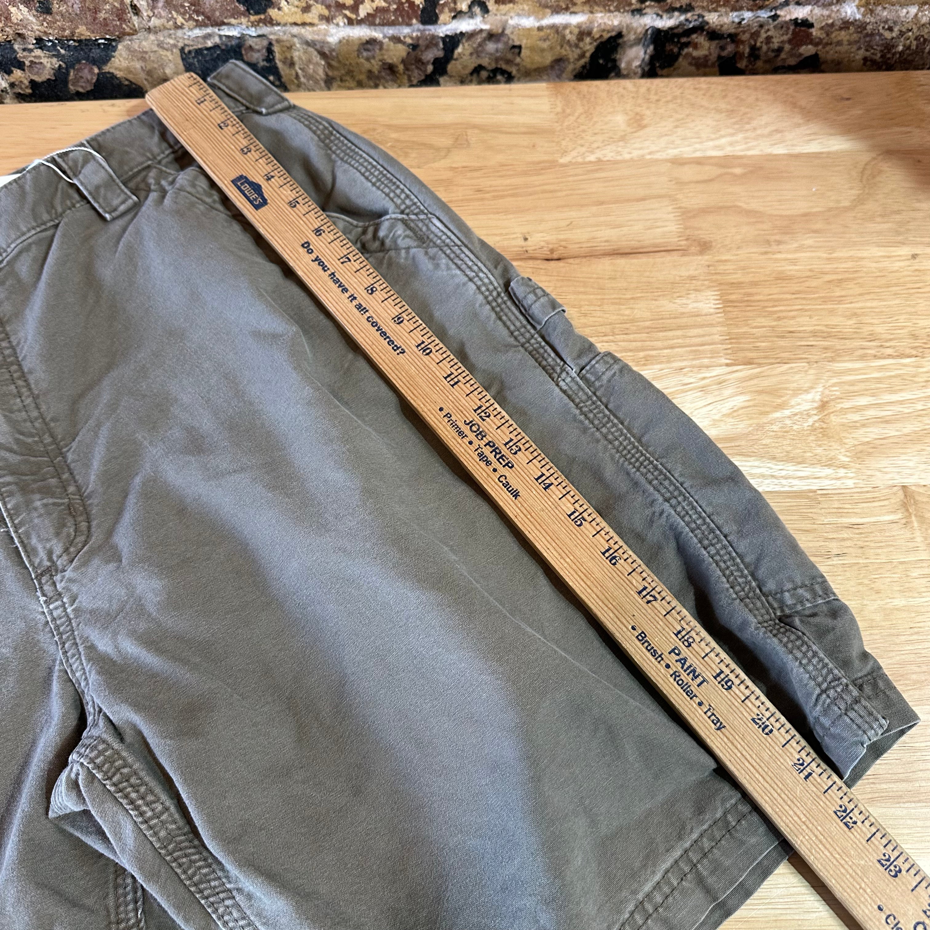 Carhartt B147 LBR Shorts Mens 38
