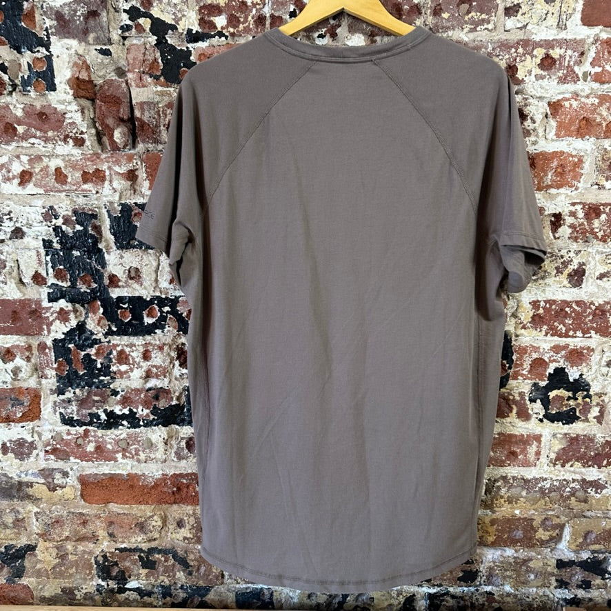 Carhartt Medium S/S T-Shirt