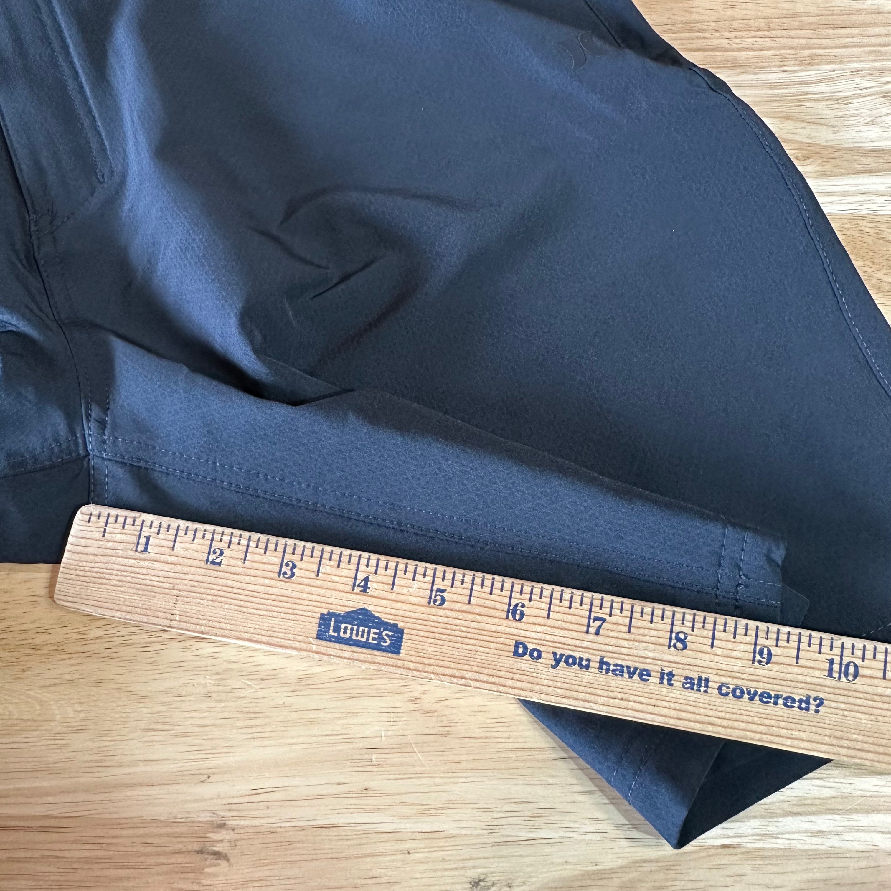 Hurley Mens 36 Black Shorts