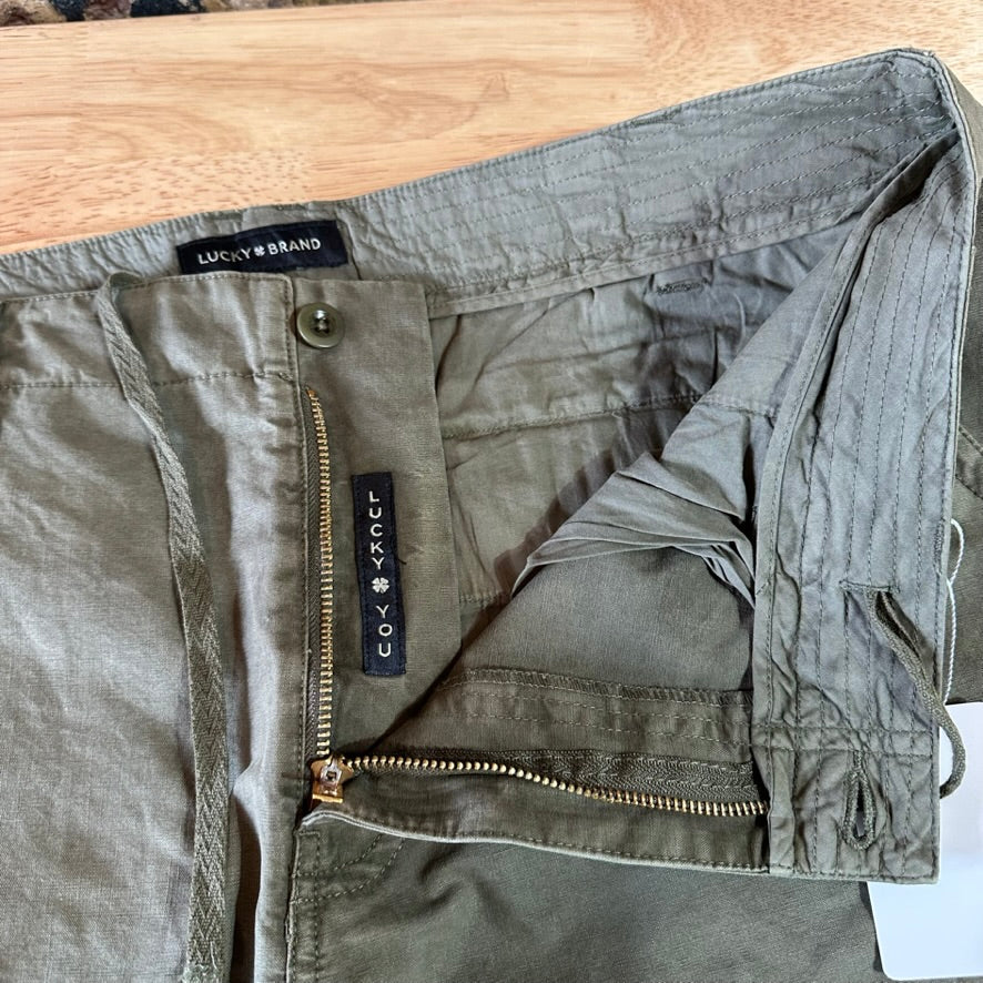 Lucky Mens 34 Cargo Green Shorts NEW