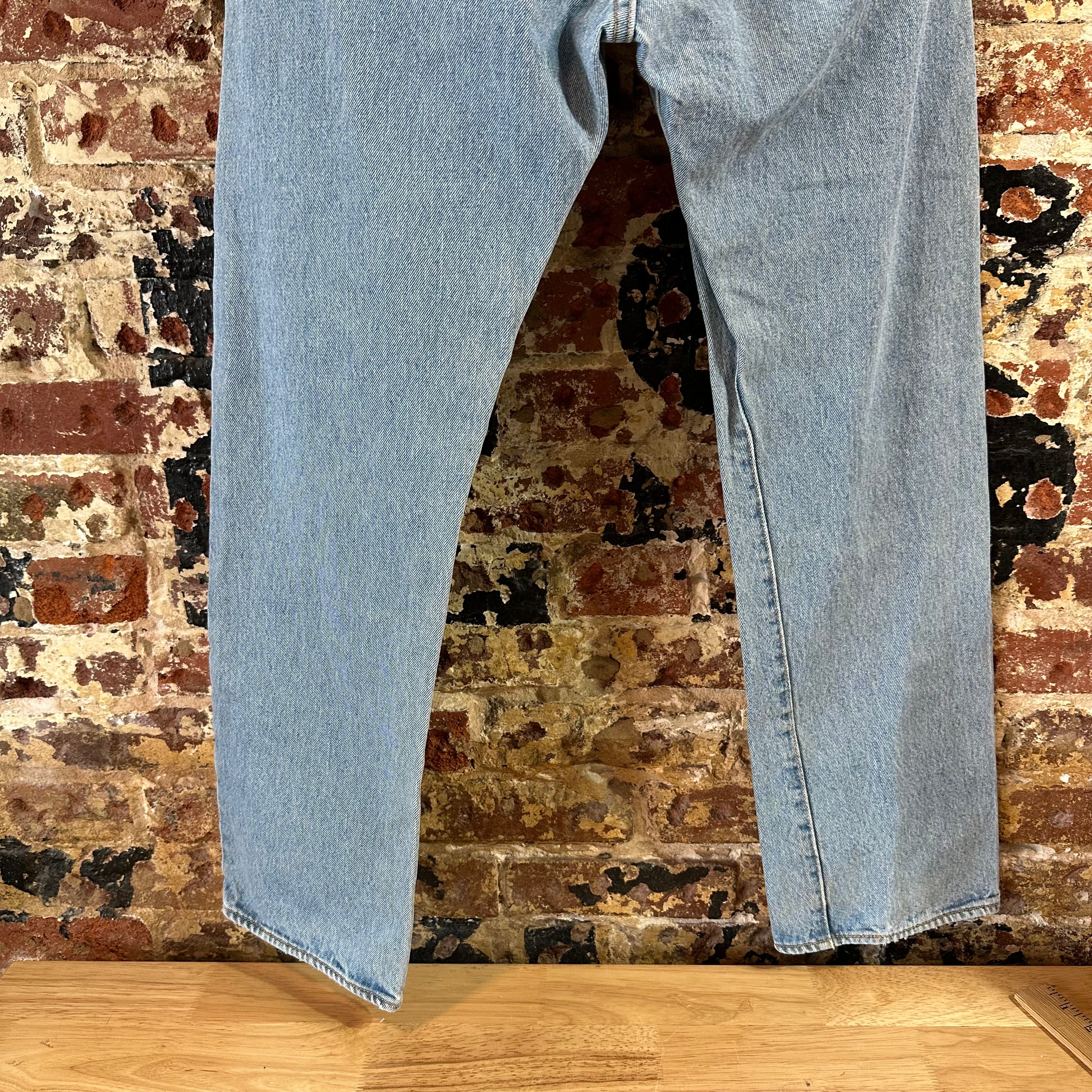 Levi's 501 Mens 33x30 Blue Jeans