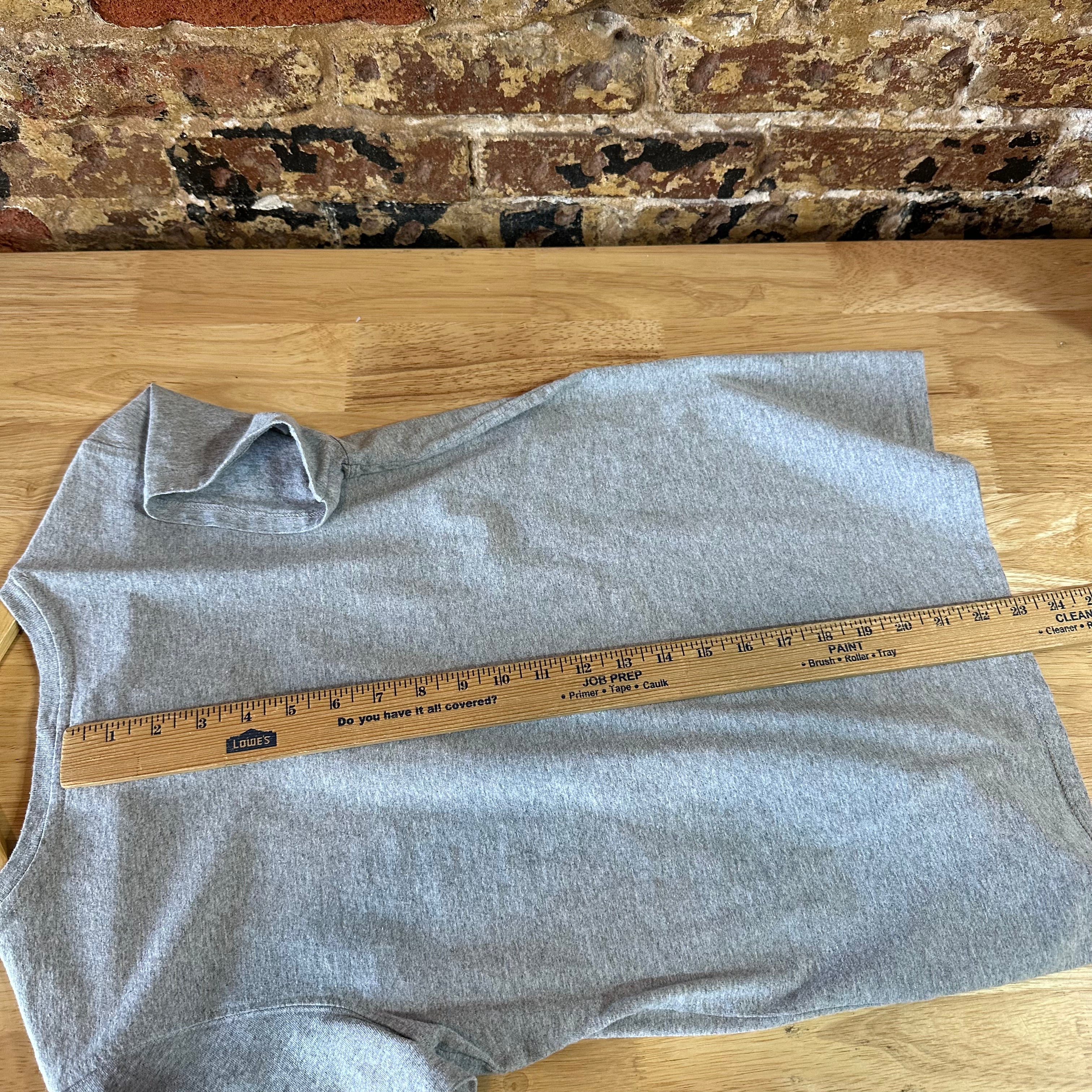 Carhartt T Shirt Size Medium