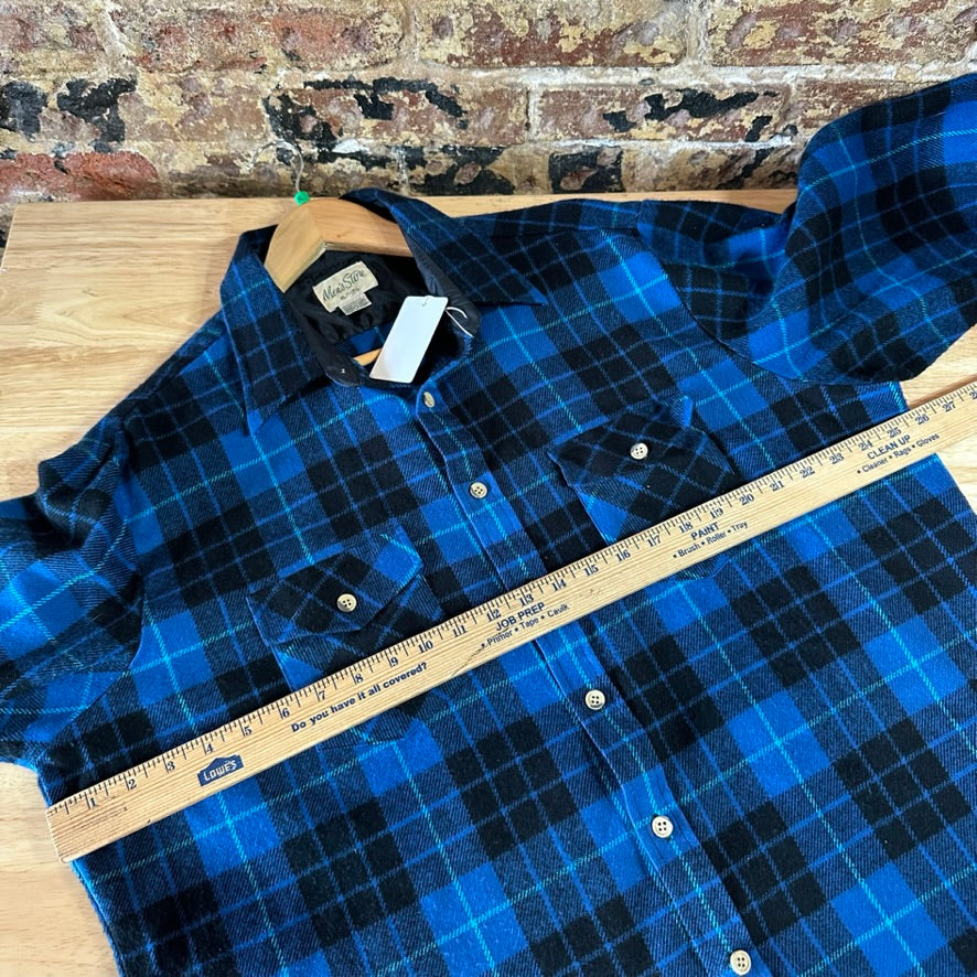 VTG Mens Store Mens XL Long Sleeve Button Up Flannel