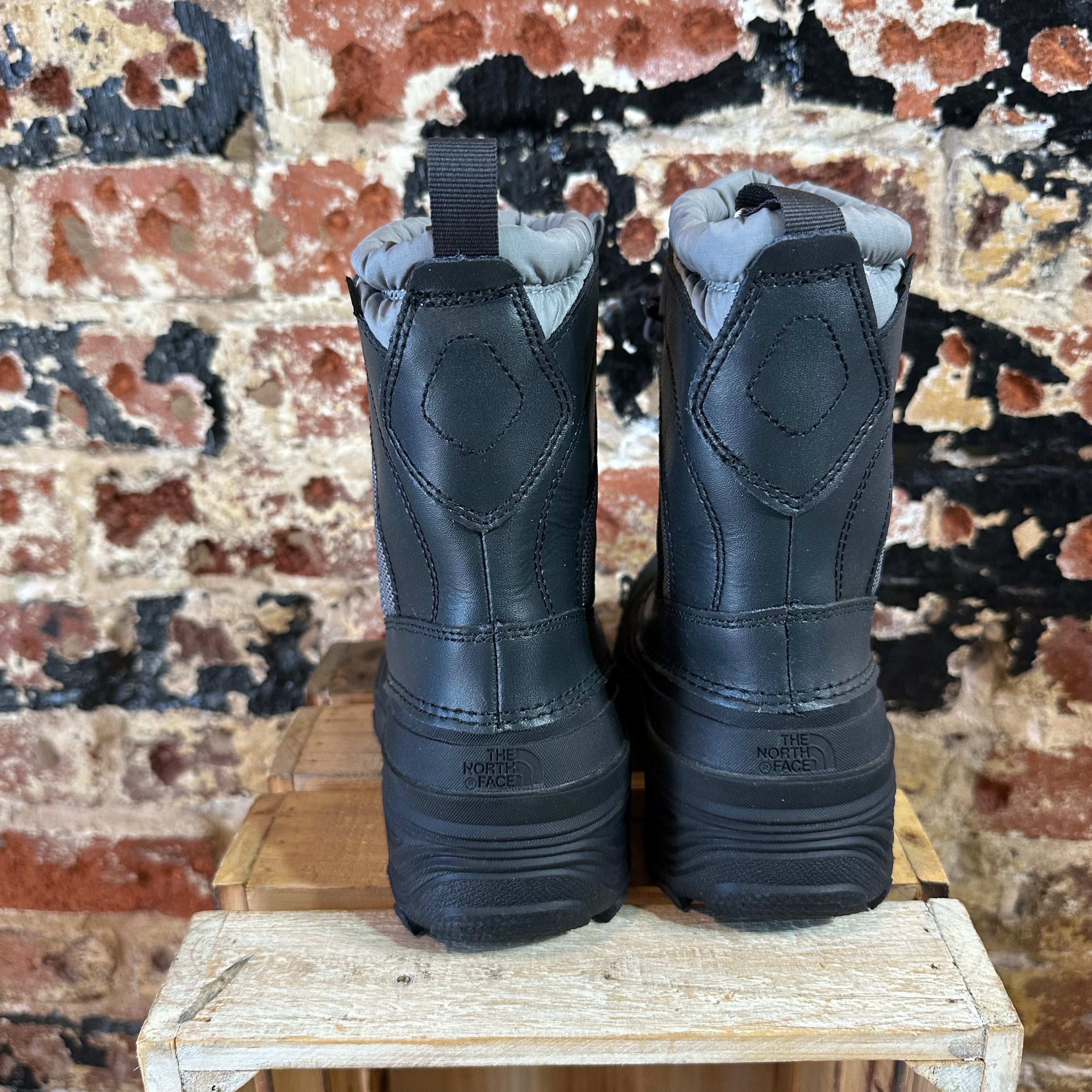 The North Face Snow Winter Boots youth 1