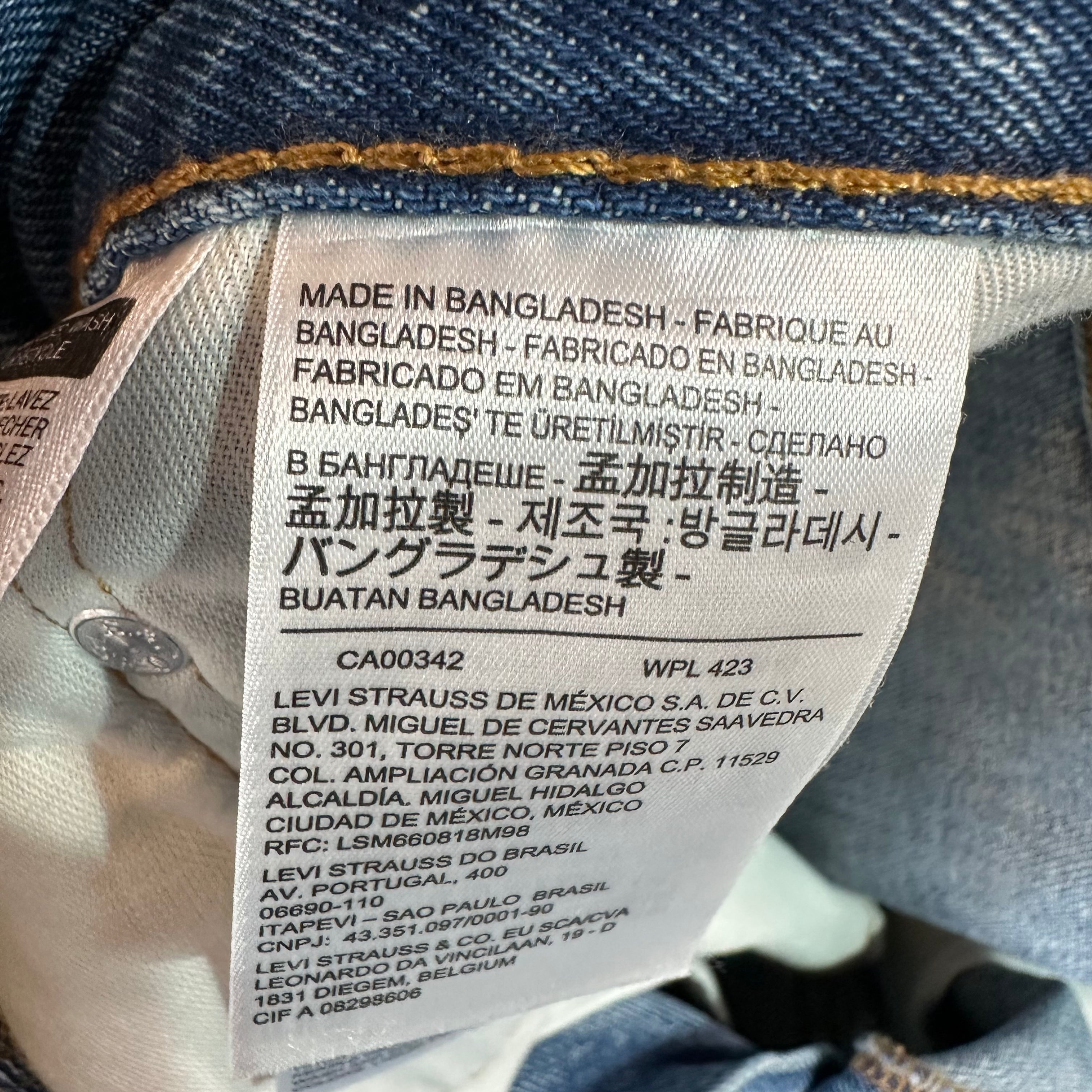 Levi's 550 Mens 36x36 Jeans