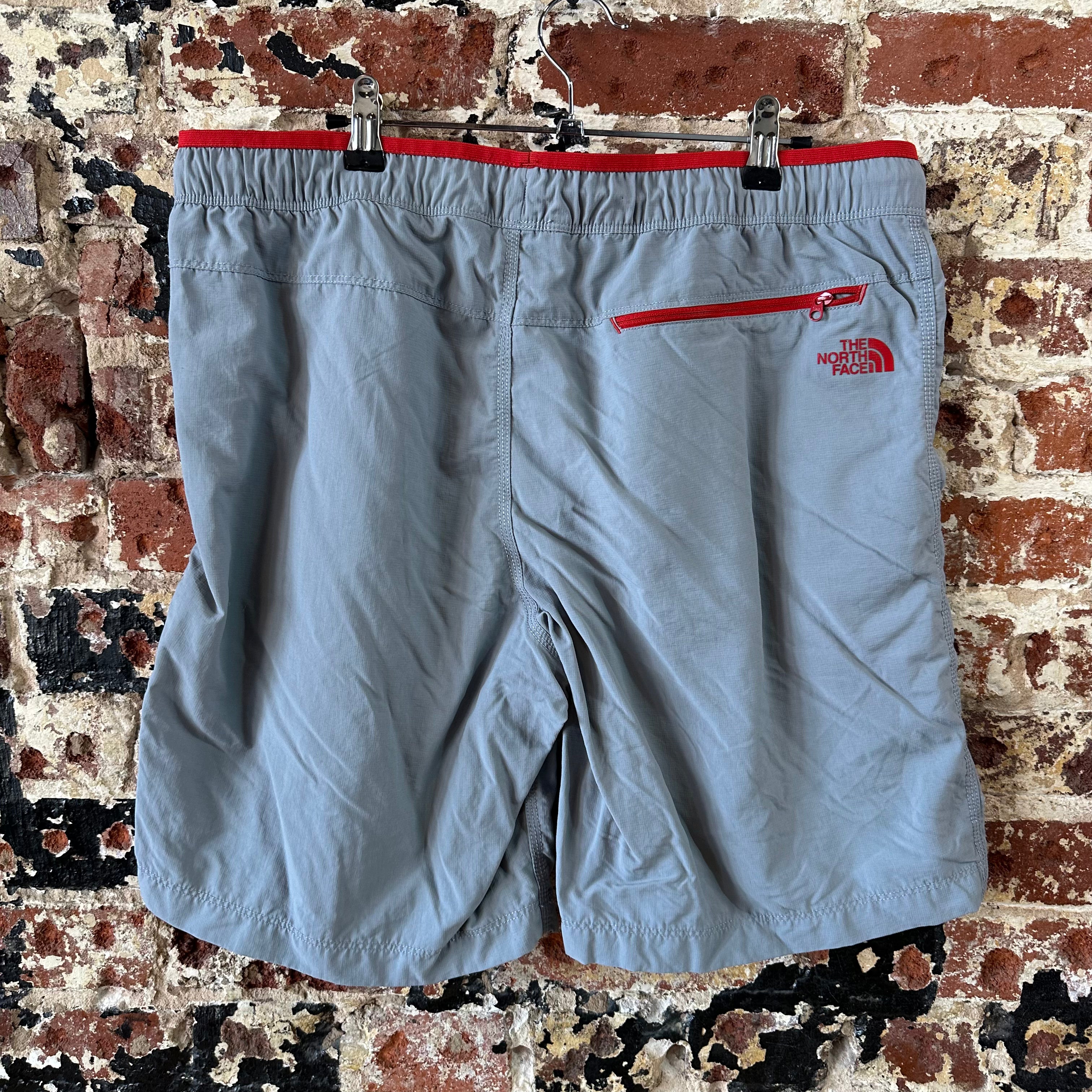 The North Face Shorts Men's Size Large Gray 36x8.5" Casual Gym
