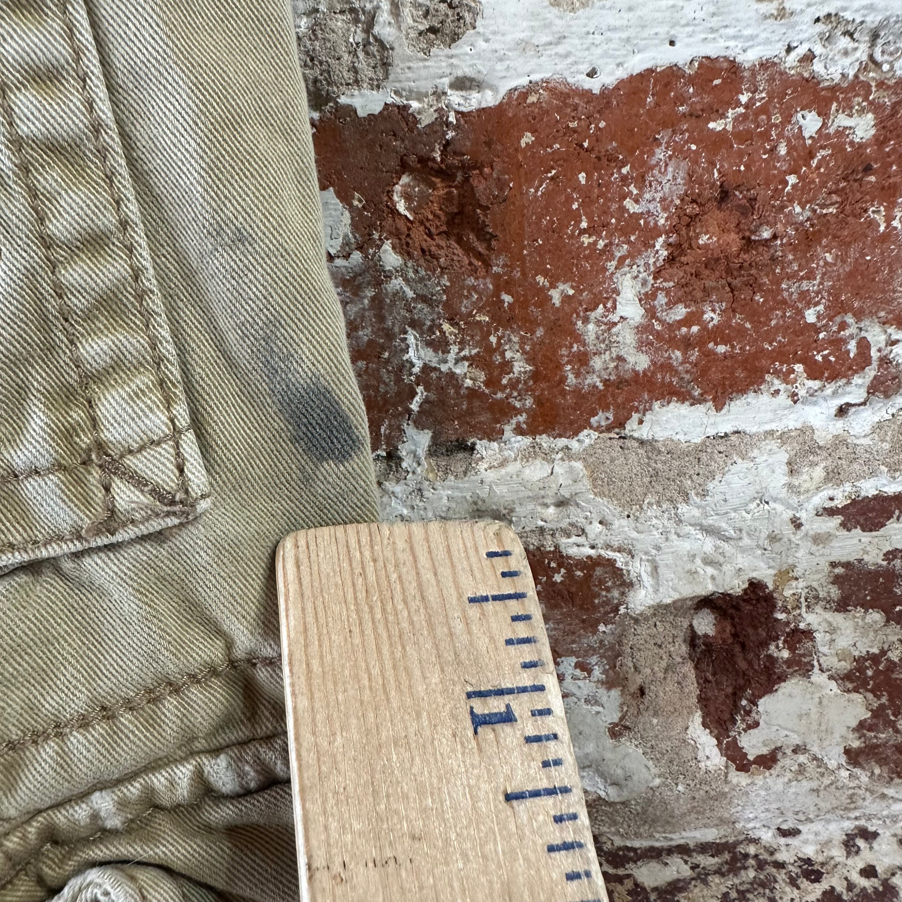 American Eagle Outfitters Classic Cargo Shorts Mens 34 Tan 11" inseam